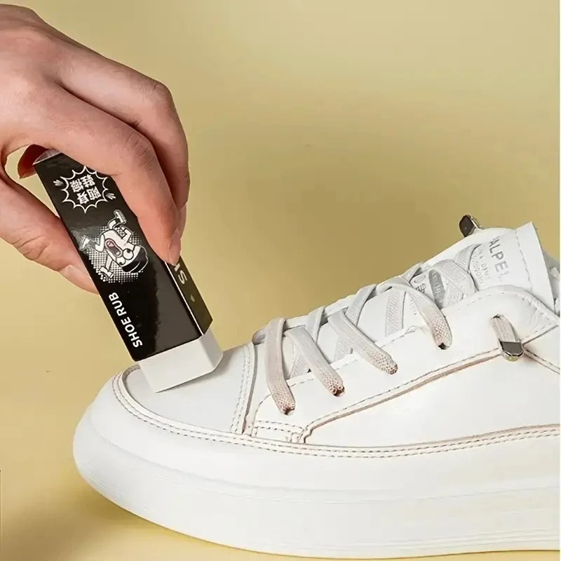 Lucidatore per scarpe portatil - Sneaker Cleaning Kit recensione e prezzo