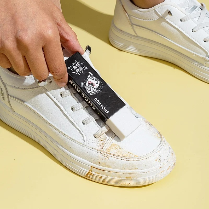 Lucidatore per scarpe portatil - Sneaker Cleaning Kit recensione e prezzo